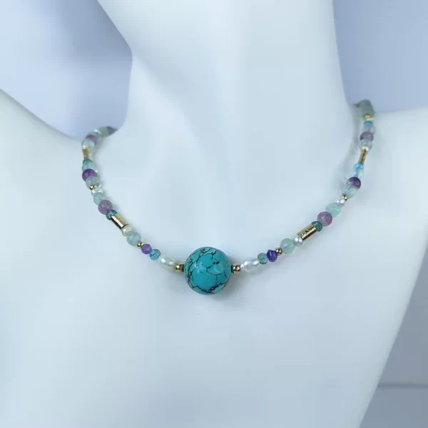 collar de piedras con turqueza grande